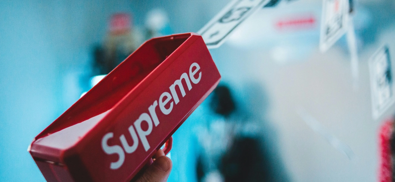 pexels-introspectivedsgn-4066148